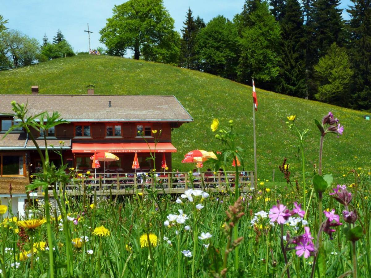 Alpengasthof Brueggele Hotel Alberschwende Exterior photo